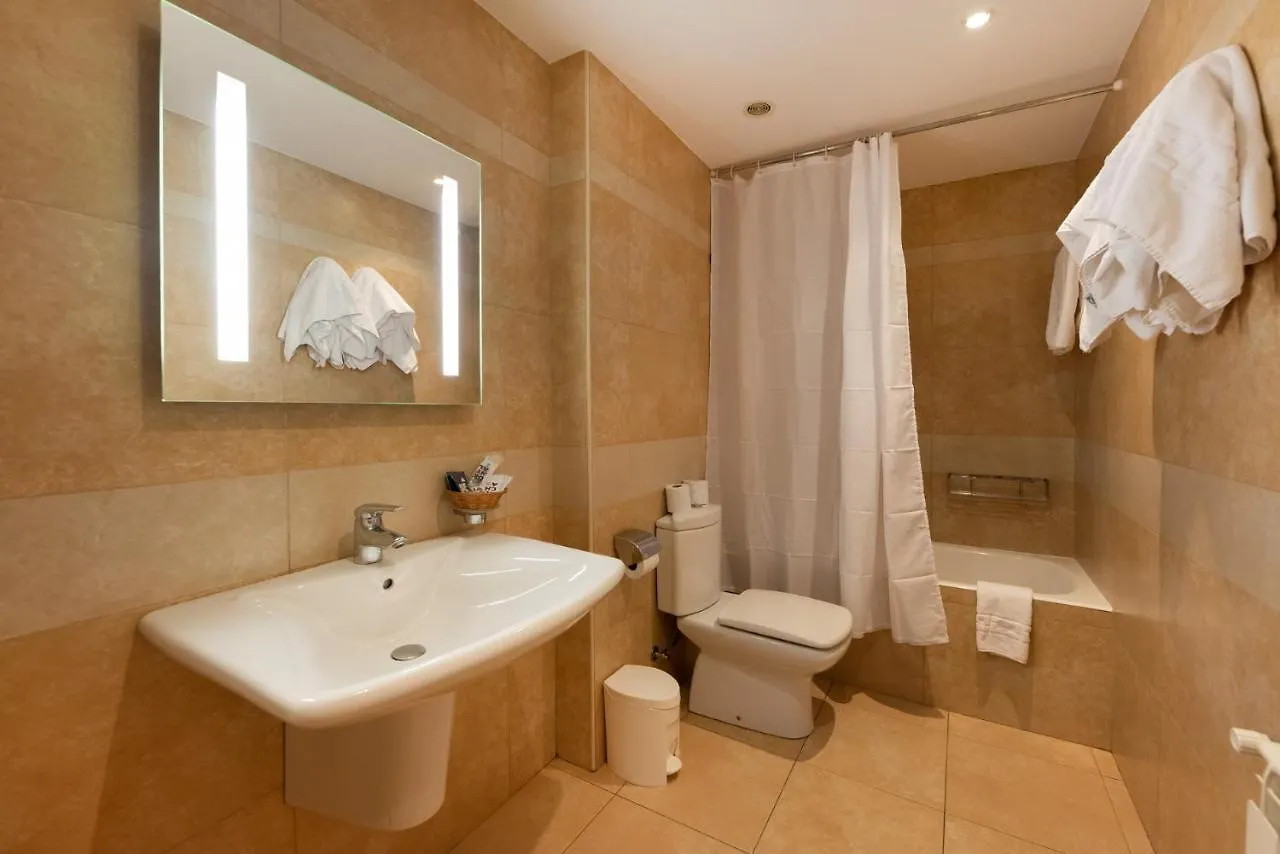 Aparthotel Iceberg Sant Julia de Loria Apartment