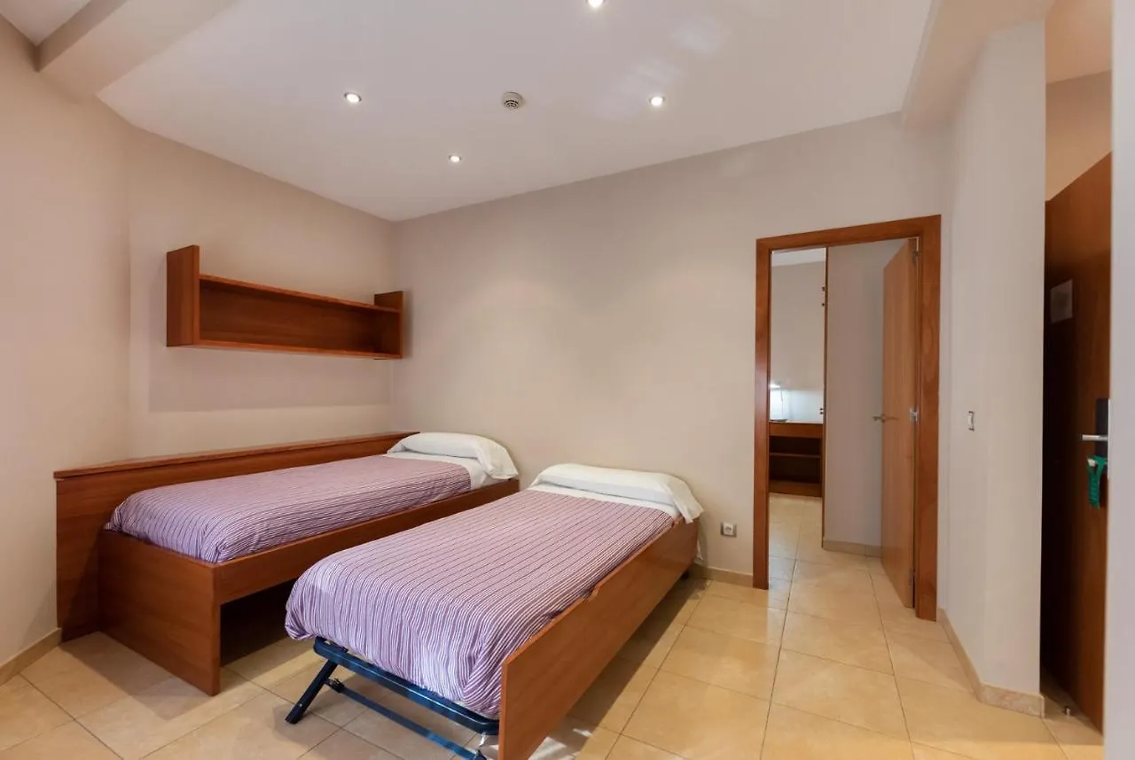 Aparthotel Iceberg Sant Julia de Loria Apartment