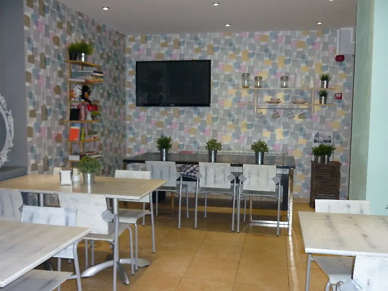 Aparthotel Iceberg Sant Julia de Loria 3*,  Andorra