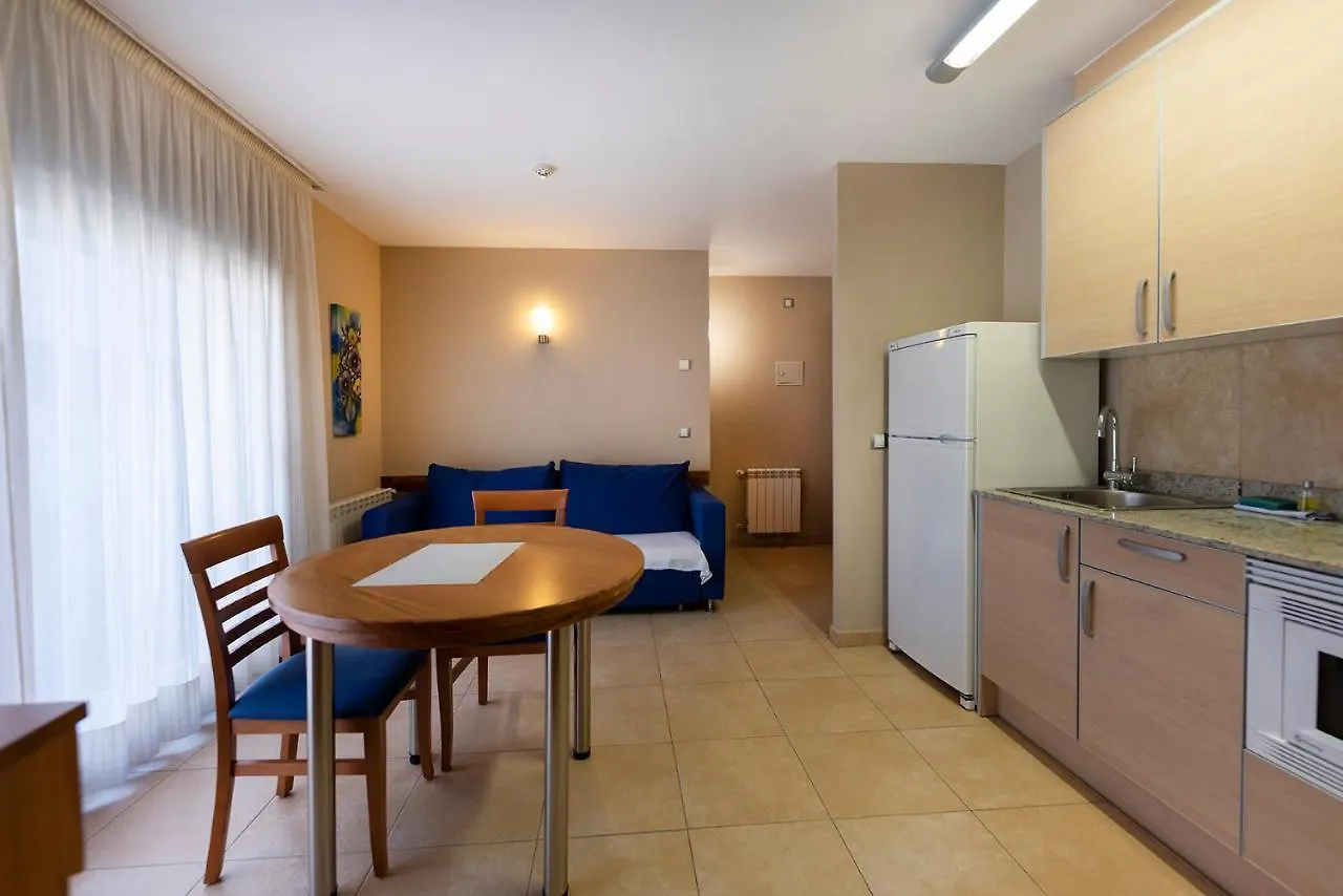 Aparthotel Iceberg Sant Julia de Loria 3*,